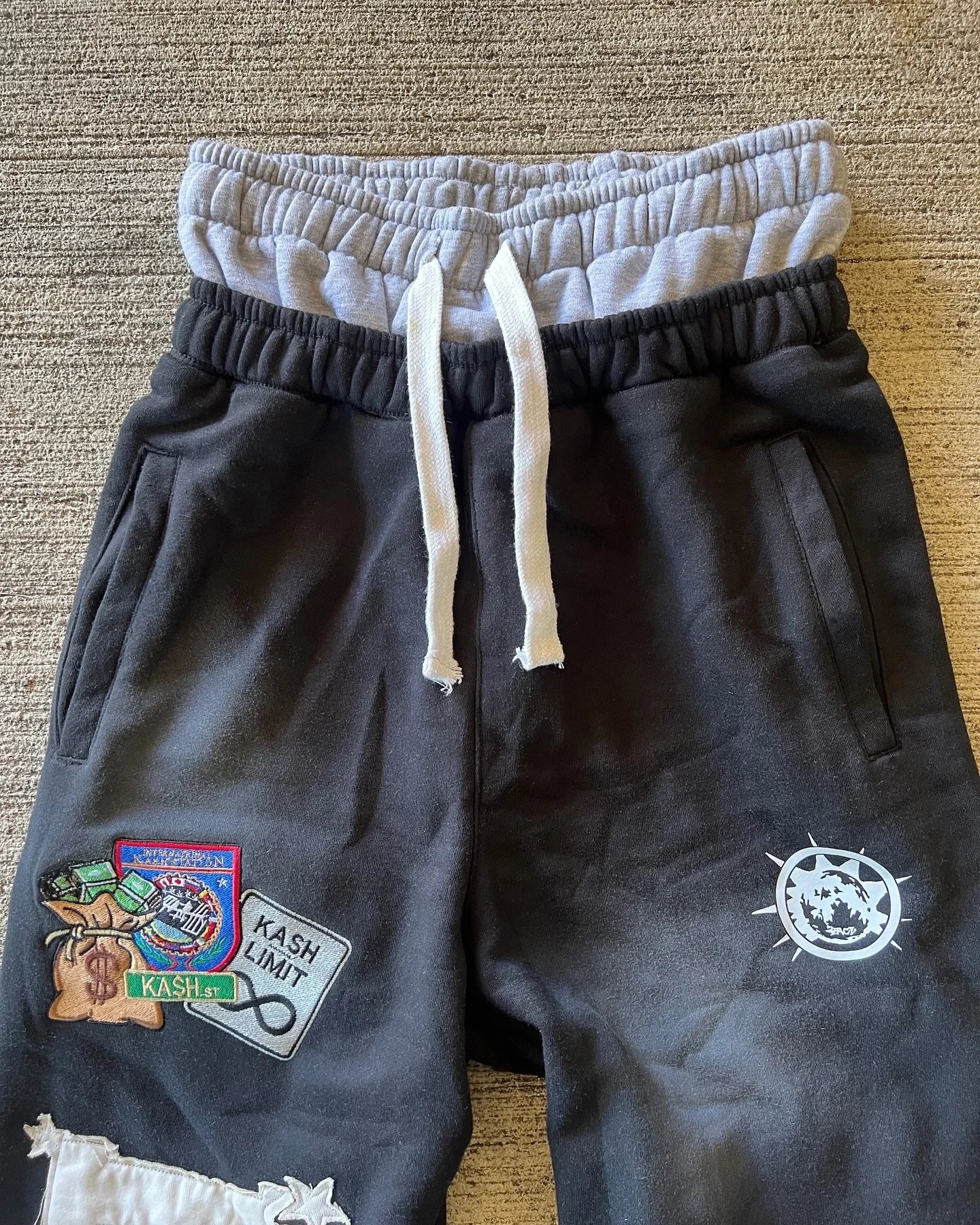 NOSTYLST* KA$H SWEATPANTS