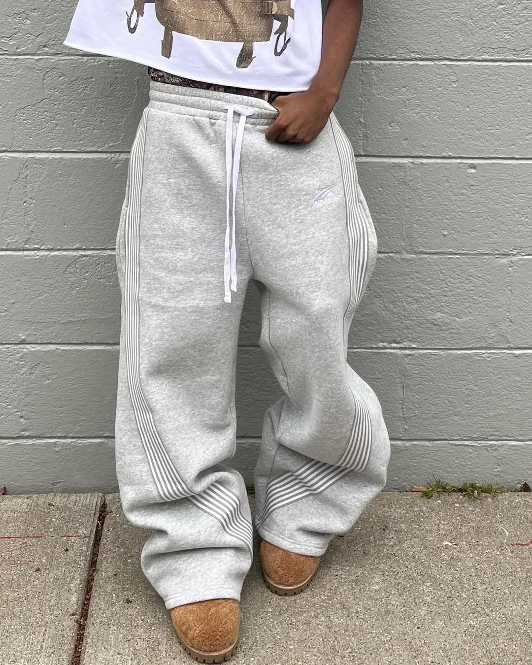 NOSTYLST* GRAY SWEATPANTS